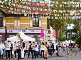 En 2019, plus de 3000 personnes ont pris part aux activités des Rencontres du Carré de Soie En 2019, plus de 3000 personnes ont pris part aux activités des Rencontres du Carré de Soie